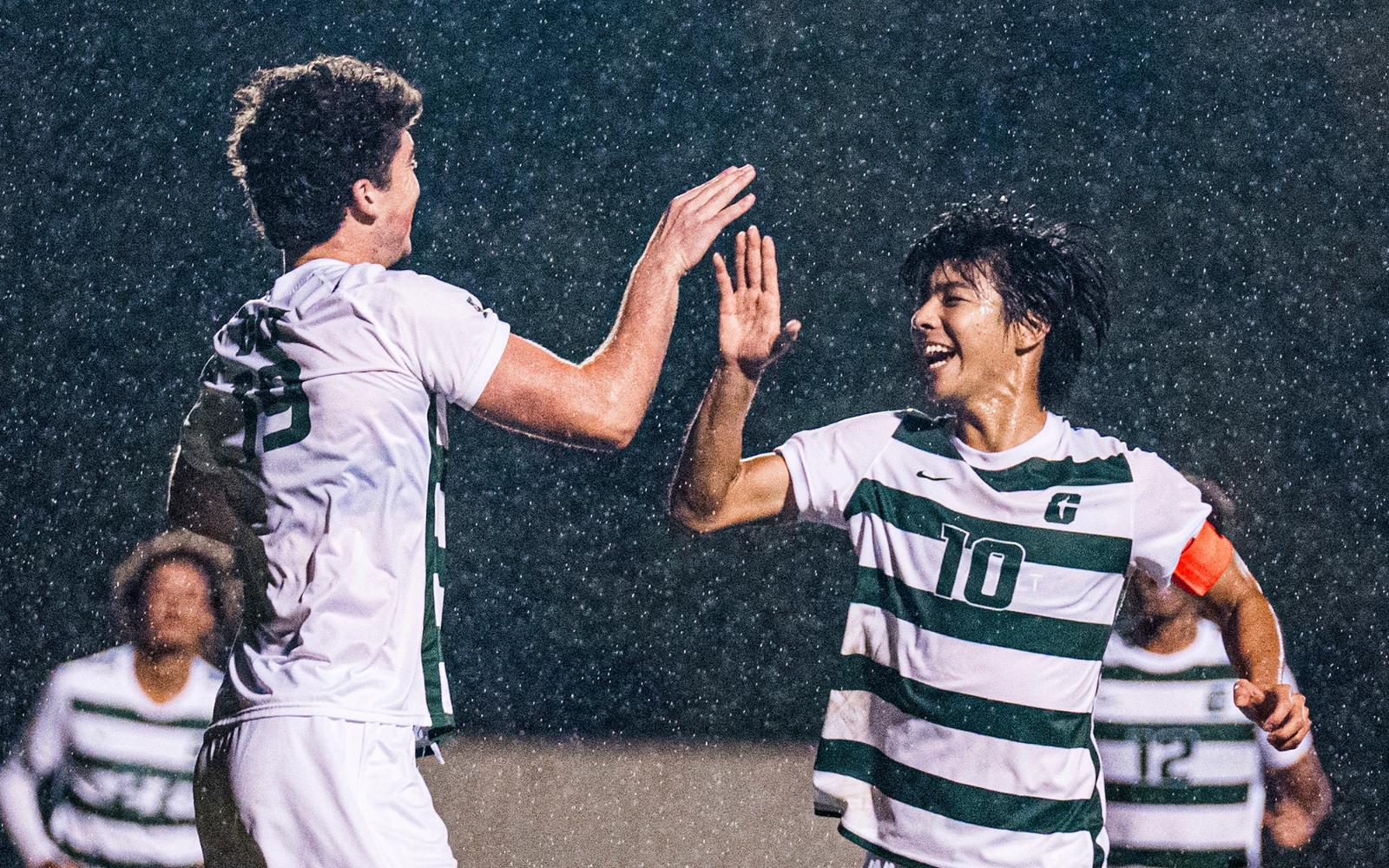 No. 17 Charlotte’s Win Streak Stays Alive Thanks to Second-Half Penalty Goal