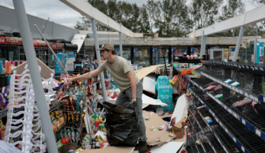 Hurricane damage photos show flooding, debris and cleanup efforts