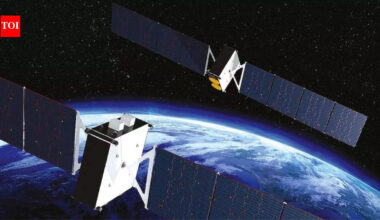 As Elon Musk pushes to expand Starlink across the world, over 11,000 SpaceX satellites that run the network face a growing collision problem in Earth's orbit