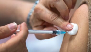 Flu vaccine appointments are now open in Quebec as early influenza season looms