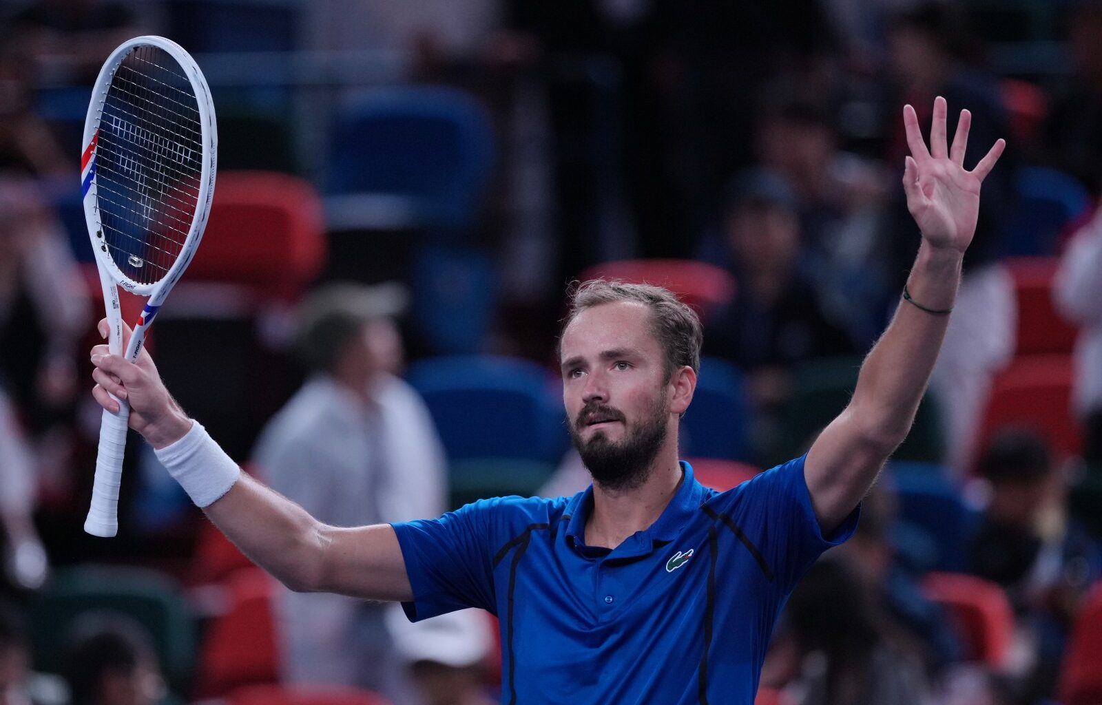 Medvedev beats longtime rival Tsitsipas and advances to Shanghai Masters quarterfinals – Winnipeg Free Press