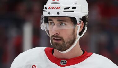 Canadiens Have an Offer Ready for Dylan Larkin, Insider Says