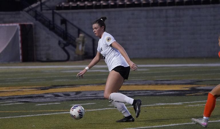 Women’s Soccer Battles Strong Kalamazoo Team on the Road