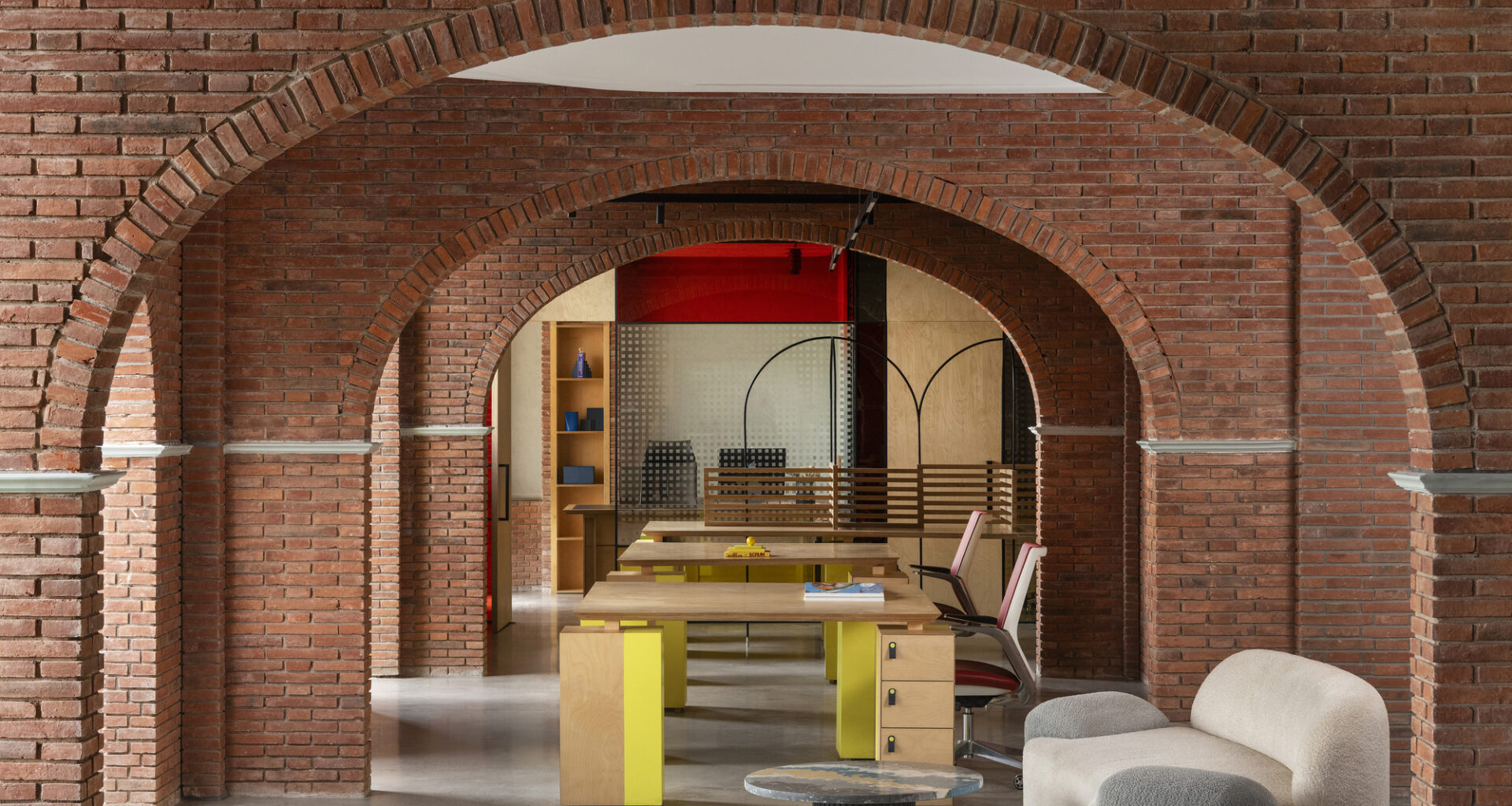 The Mortar House Offices / Logic Design + Build