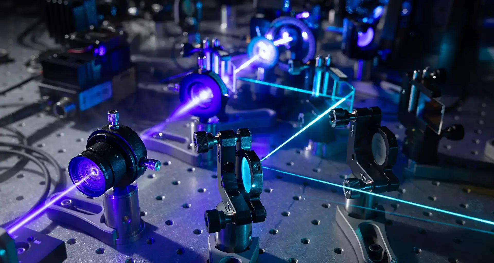 Stanford’s new microscope reveals living cells like never before
