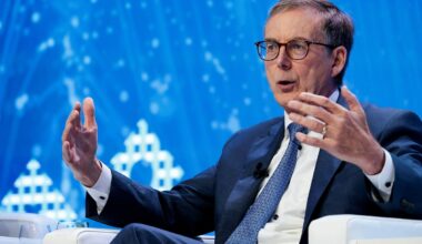 Bank of Canada’s Macklem expects higher inflation outlook as oil prices remain elevated