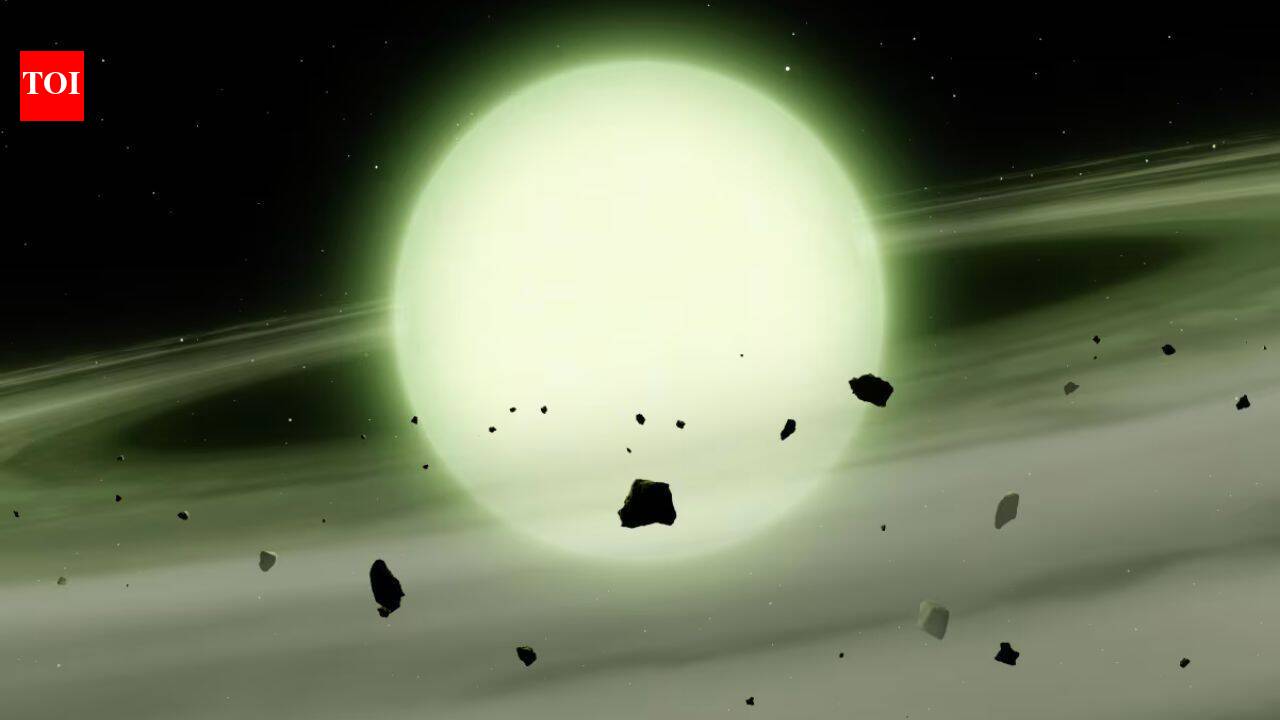 Astronomers discover green star 280 light-years away; what makes it glow green