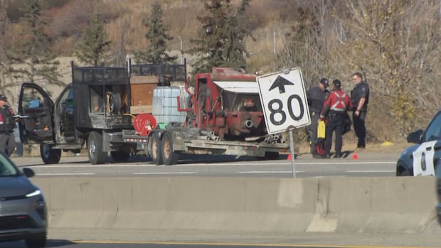 Person killed while changing tire on Deerfoot Trail, police say