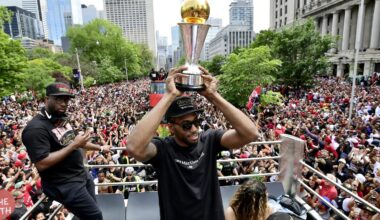 Excitement high as Kawhi Leonard makes Toronto Raptors regular-season debut