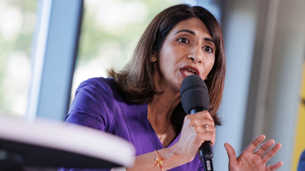 Mississauga mayoral candidate Dipika Damerla promises to freeze taxes, review police funding