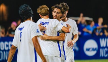 Tigers Score Five in Second Half to Push Past Bulls
