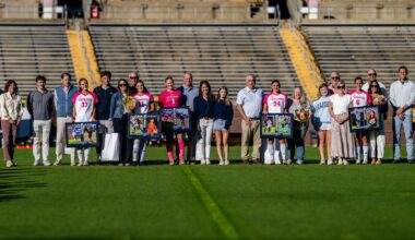 Soccer Draws with UNCG on Senior Night, Pink Game