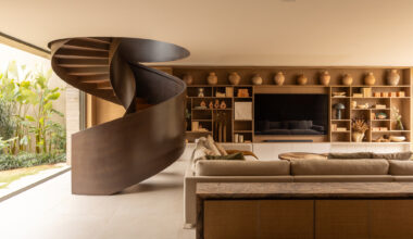 JCB House / SUITE | ArchDaily