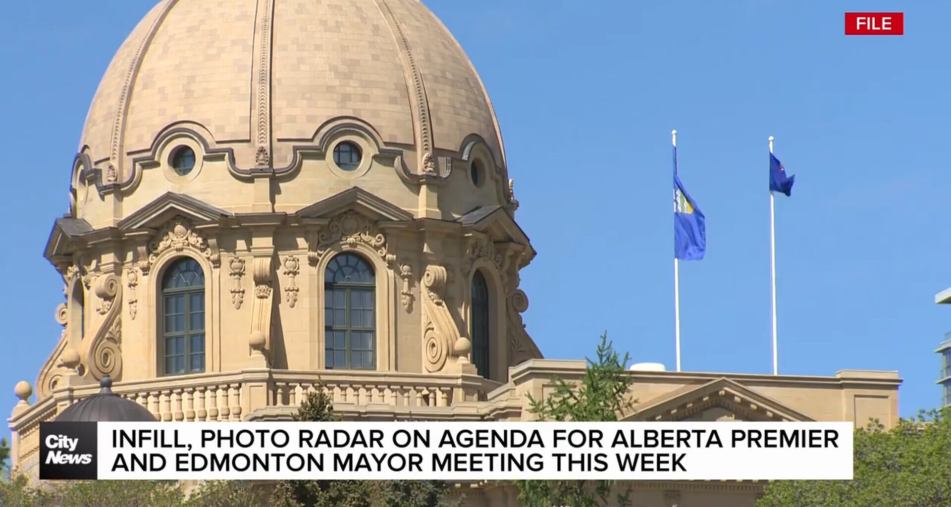Alberta Premier, Edmonton mayor to talk infill, photo radar at meeting