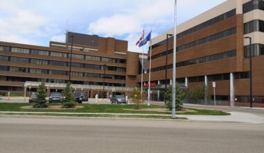 New breast cancer surgery technology introduced at Medicine Hat Regional Hospital