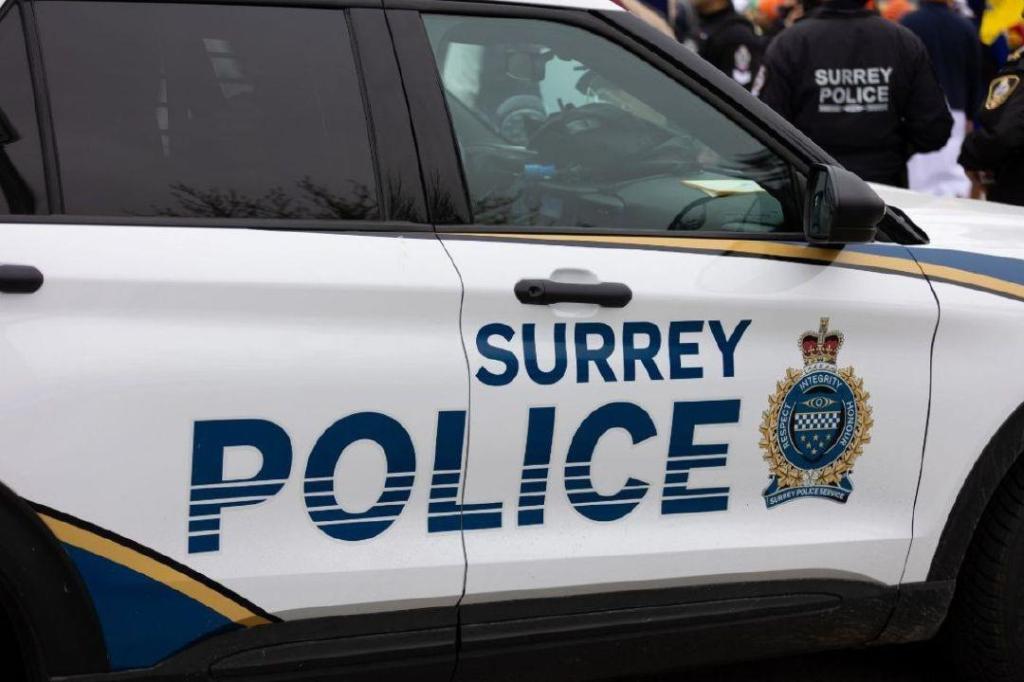 Two suspects sought in ‘targeted’ South Surrey shooting