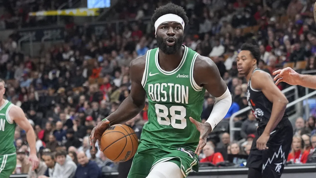 Neemias Queta Lands Behind Former Celtics Star in Sporting News' Center Rankings image