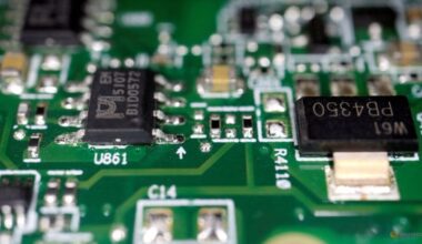 Exclusive-Sequoia-backed chip startup Nuvacore raising funds at about a $2.5 billion valuation, sources say