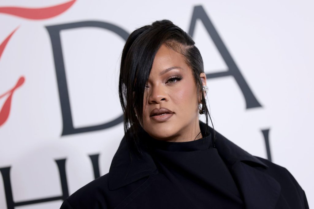 Rihanna Has 'At Least' 170 Unreleased Songs in the Vault