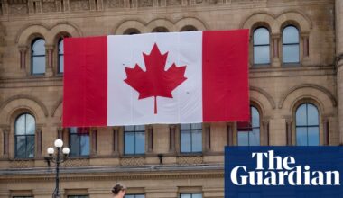 Would slashing migration tank the economy or reset Australia’s living standards? Canada may offer clues | Australian immigration and asylum