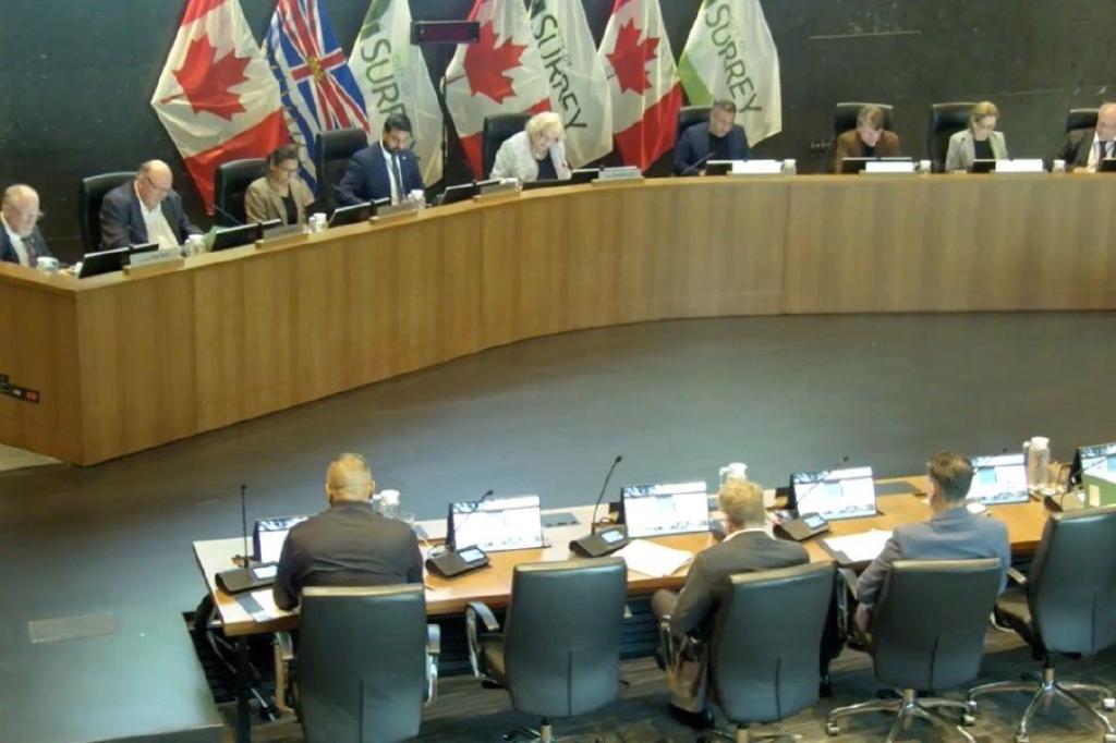 Surrey council ends 4-year term on cordial note