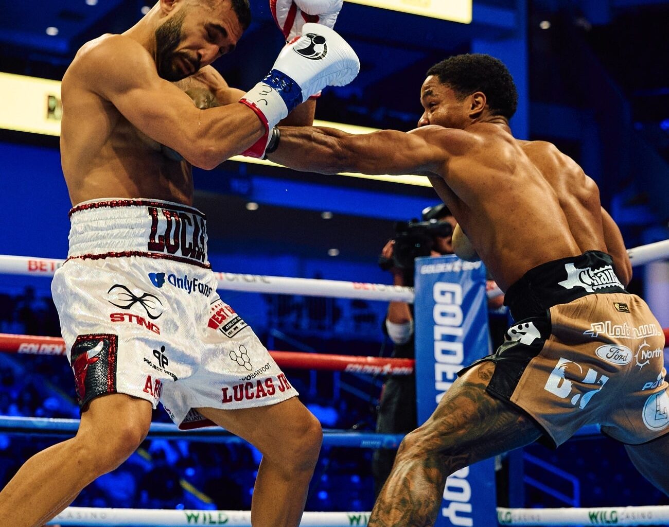 Rayo Valenzuela Accuses Floyd Schofield of Avoiding Him