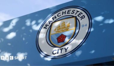 Manchester City players celebrate their win against Liverpool