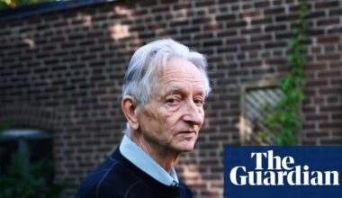 AI godfather Geoffrey Hinton: Trump is ‘corrupt, senile felon’ who knows nothing about AI | Donald Trump