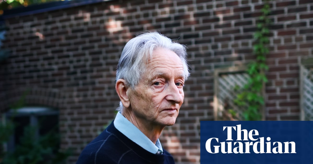 AI godfather Geoffrey Hinton: Trump is ‘corrupt, senile felon’ who knows nothing about AI | Donald Trump