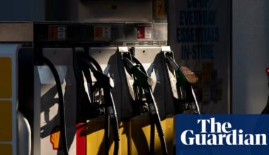 UK inflation rises by more than expected to 3.5% as war drives up fuel prices | Inflation
