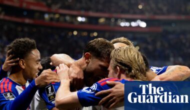 European football: 10-man Lyon hold off Nice to move top of Ligue 1 | European club football