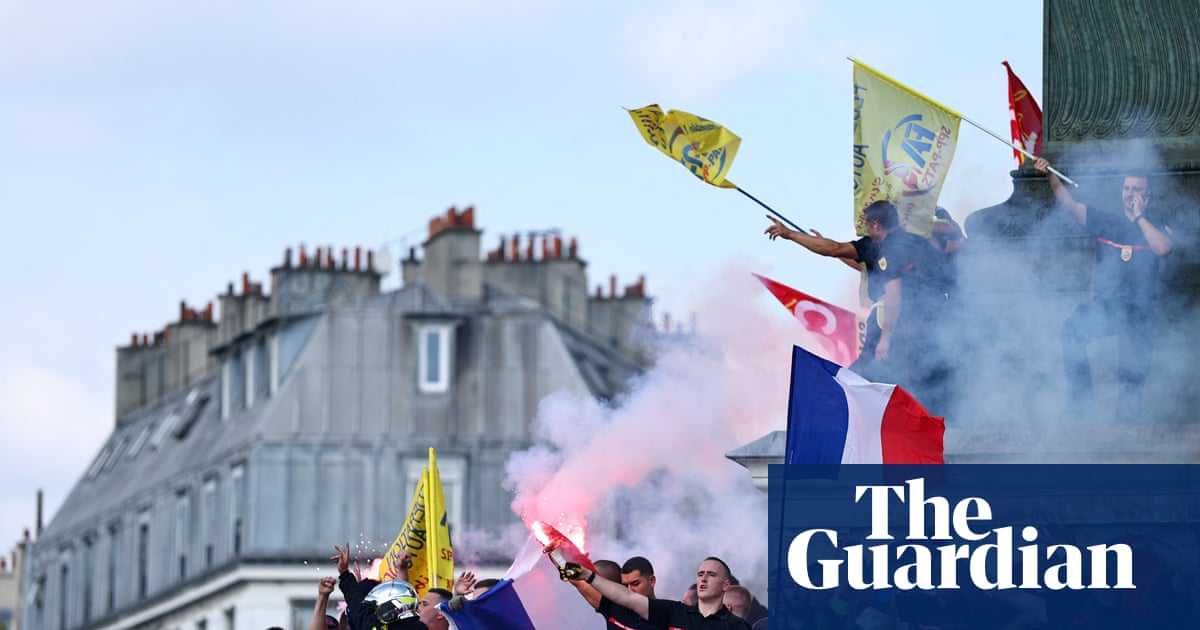 France’s dilemma: protesters demand spending as markets require fiscal restraint | France