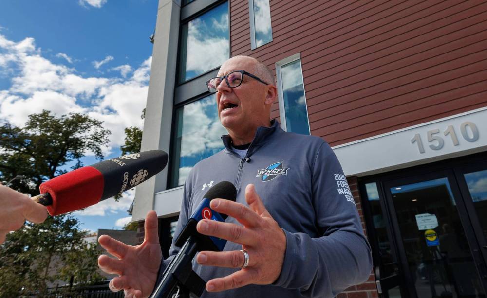MIKE DEAL / FREE PRESS
Scott Gillingham says he would add hundreds of locked garbage bins downtown to prevent unsightly trash piles if re-elected as mayor.