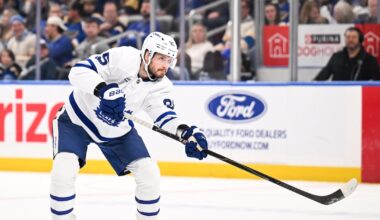 Oliver Ekman-Larsson leaves Toronto Maple Leafs game late in third period after big hit