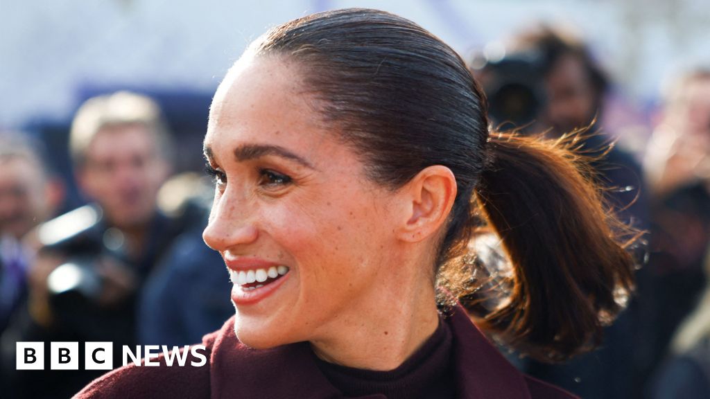Will the public change its mind about Meghan? - BBC