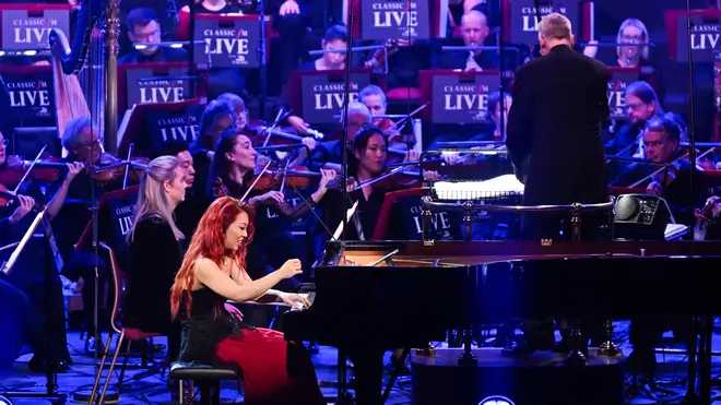 Also making her Royal Albert Hall debut, pianist Junyan Chen brought the first half of the concert to a thunderous close.