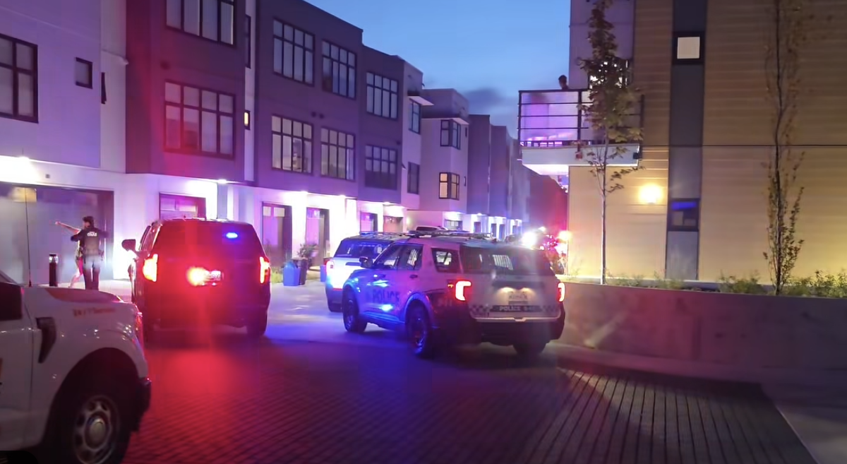 Police investigate shots fired outside residential complex in South Surrey Thursday night | Fraser Valley Today