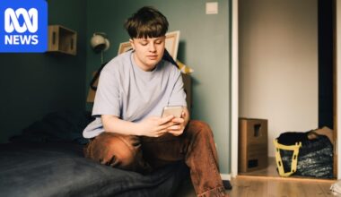 Study links exposure to anti-trans content with mental health harms