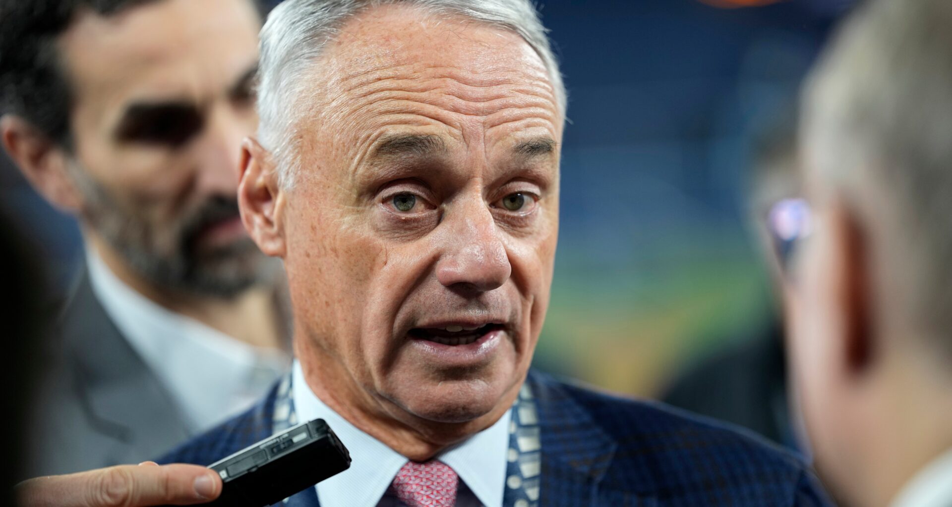 MLB notes: Breaking down salary cap, other proposals as labor talks heat up