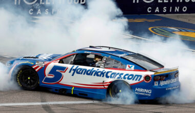 Larson finally stumbles in NASCAR’s championship