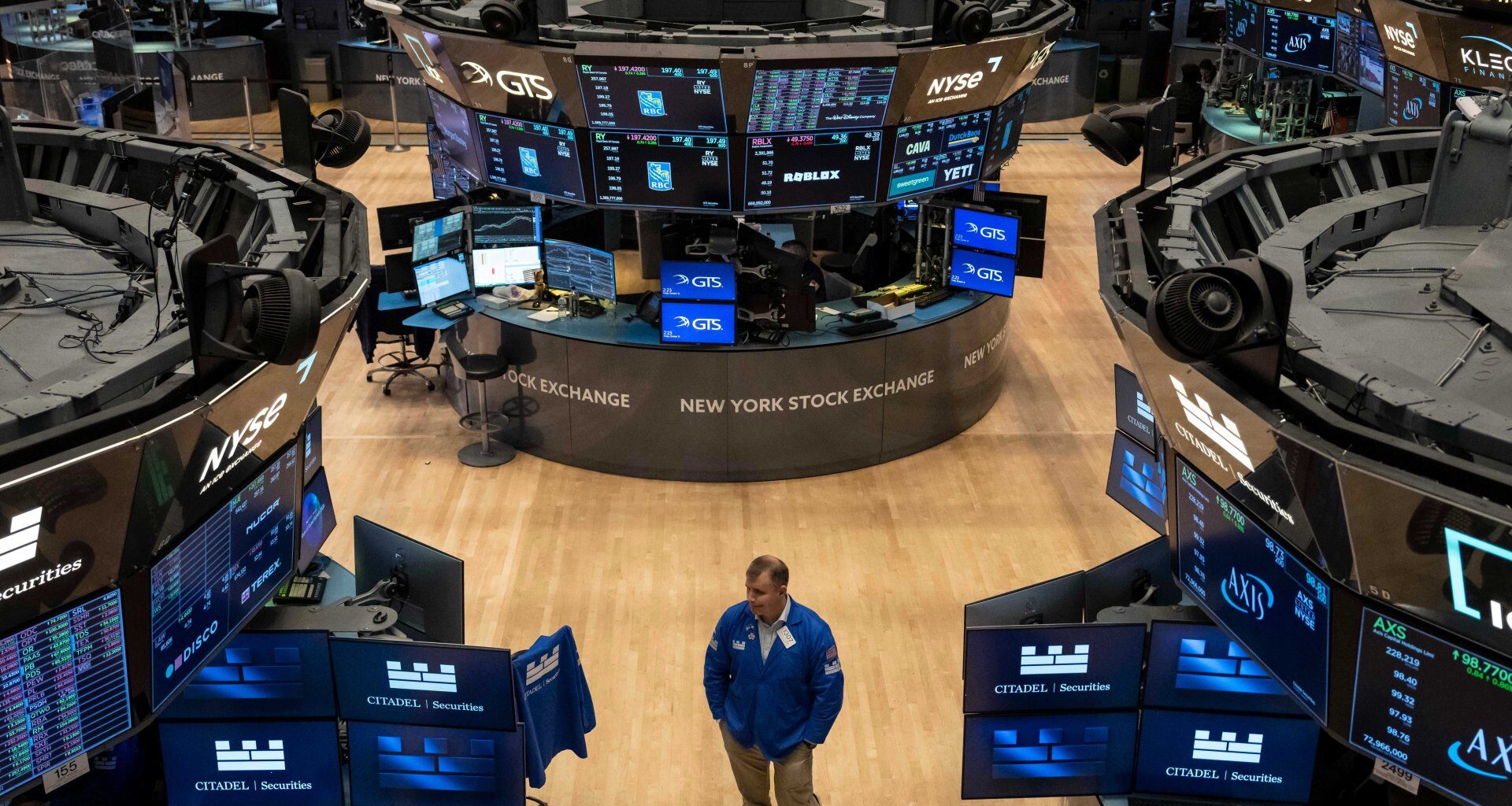 US tech stocks tumble as investors fret over AI spending | Business and Economy News