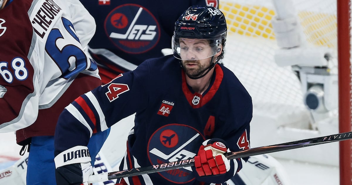 Winnipeg Jets await update on Josh Morrissey (UBI) after early exit vs. Avs