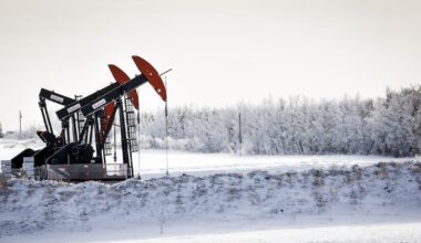 Oil and gas emissions down in Canada in 2025: annual report