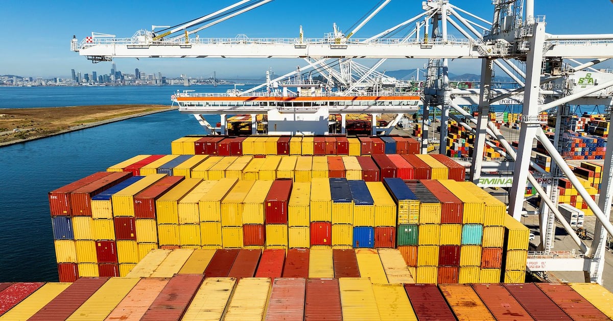U.S. trade deficit widens in August