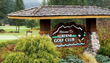 Buffie, Savard close out latest Sunday Men’s golf event on top