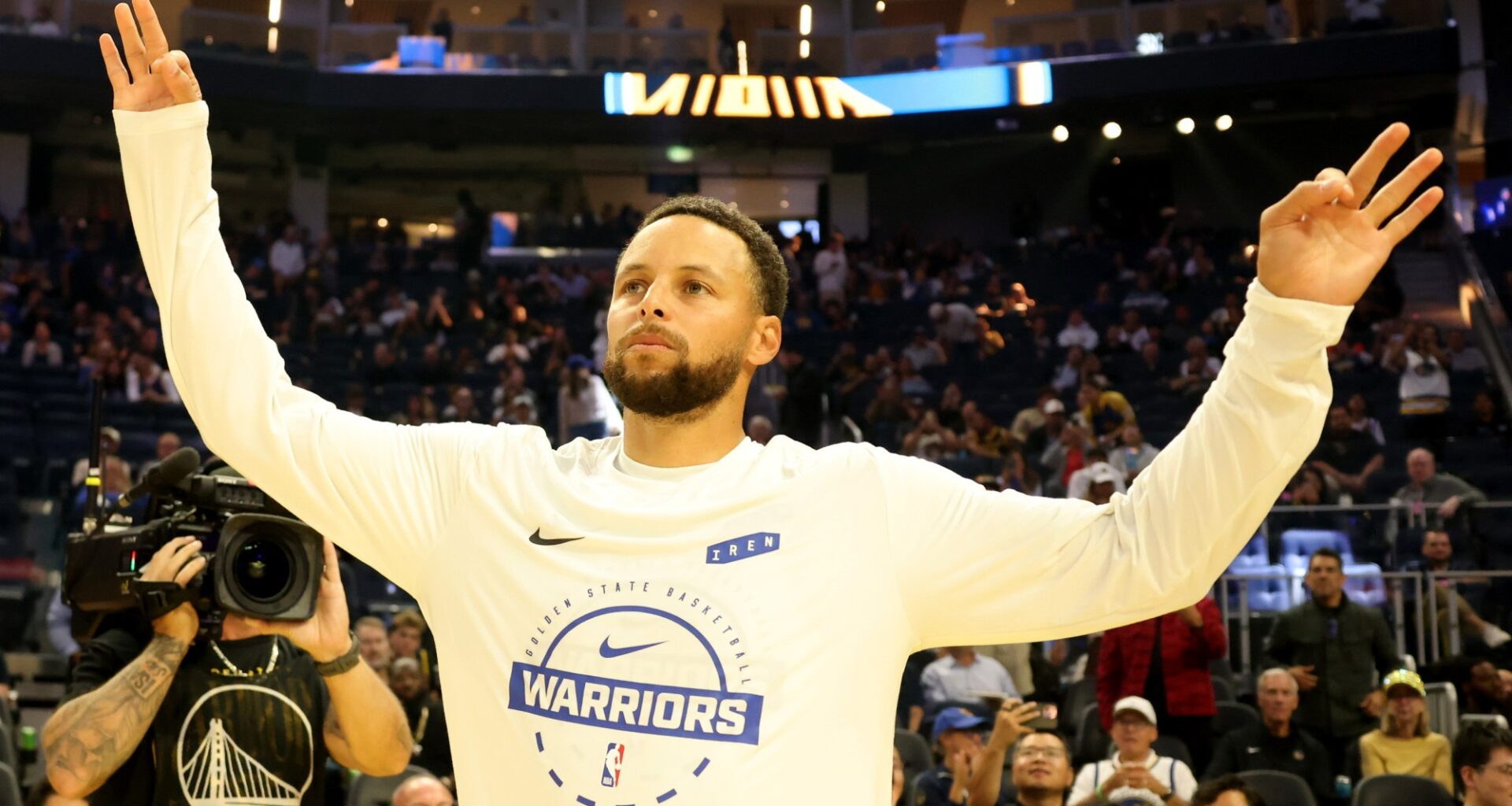 Warriors explain plan to preserve Curry’s knees before Kings