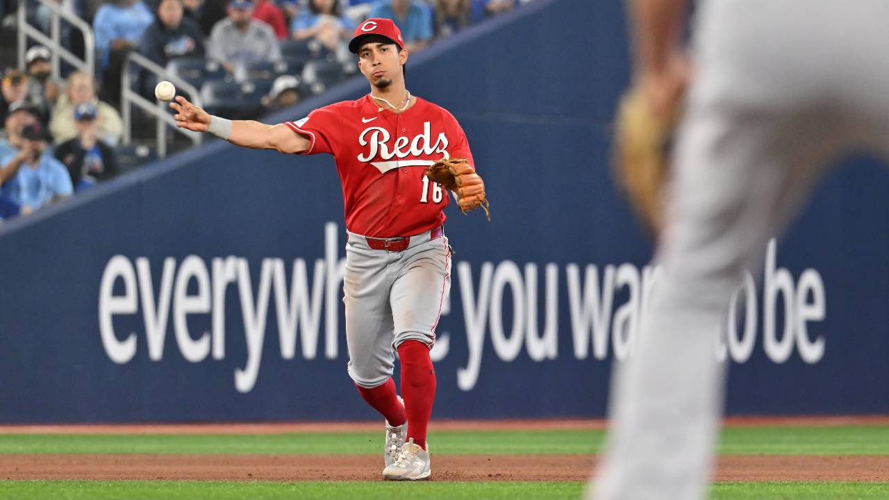 Oswaldo Cabrera agrees to $1 million, 1-year contract with Cincinnati Reds