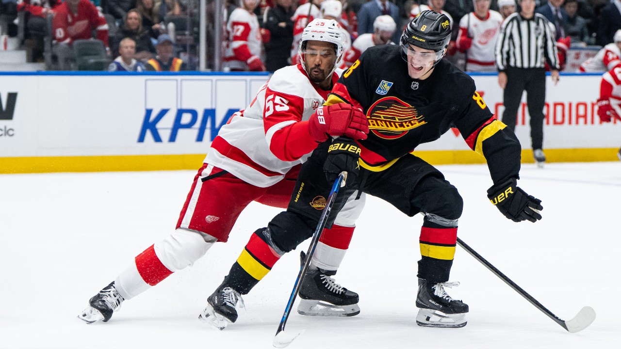 Canucks feel fan frustration as losing streak continues