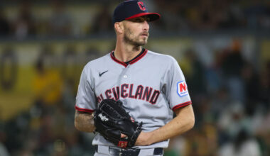 Two Pitchers Elect Free Agency