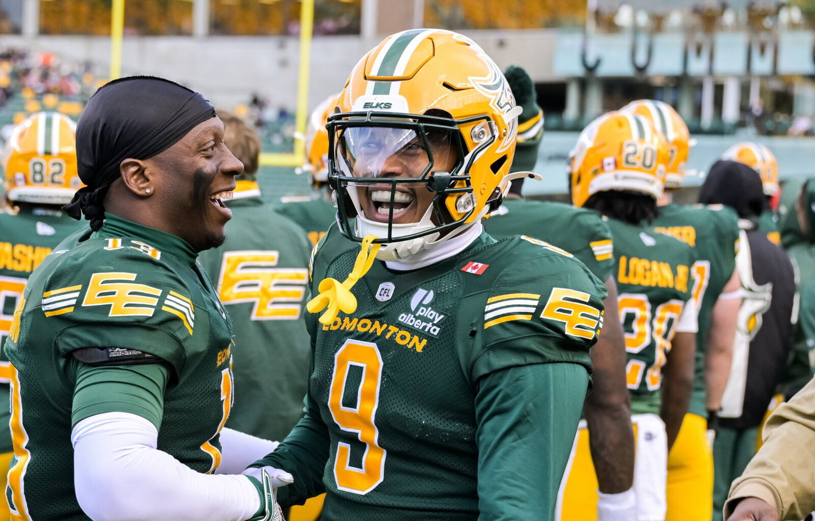 Royce Metchie wins Edmonton Elks' David Boone Award